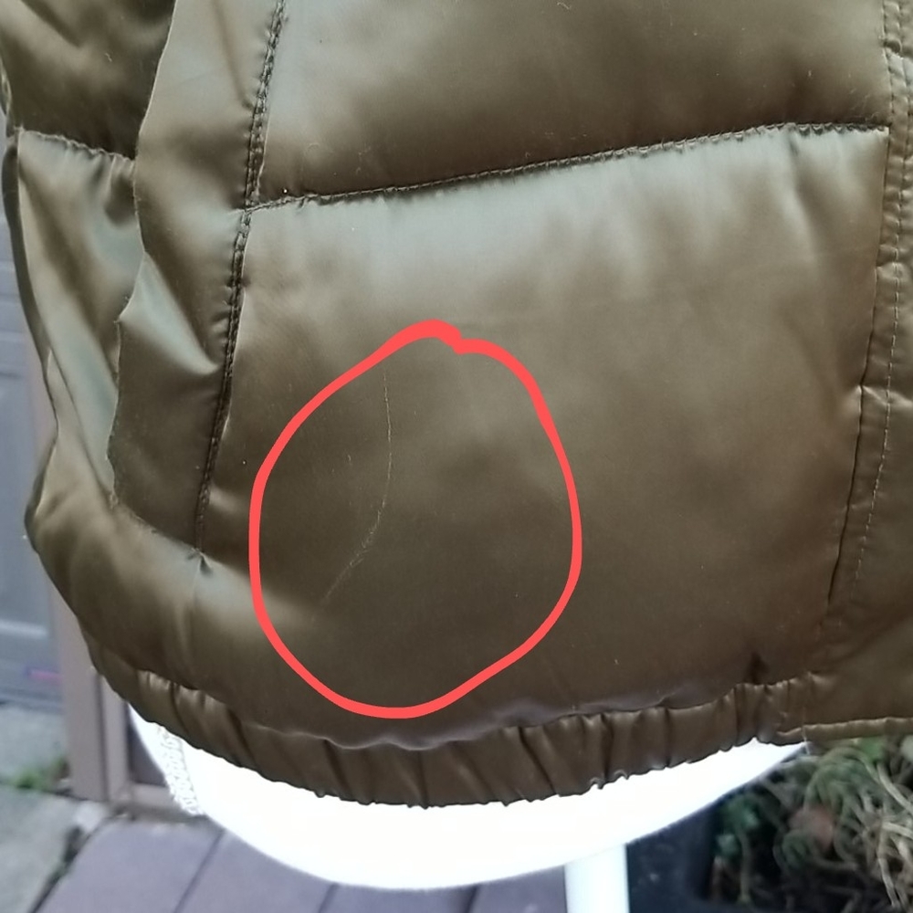 OLD NAVY VEST - Picture 12 of 12